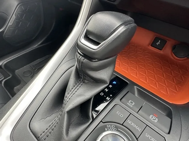 ＲＡＶ４(トヨタ)アドベンチャー4WD中古車 13