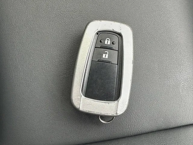 ＲＡＶ４(トヨタ)アドベンチャー4WD中古車 28