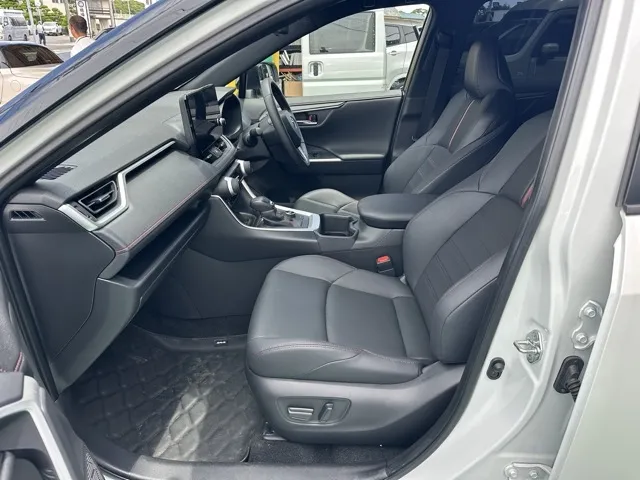 ＲＡＶ４(トヨタ)Z 4WD中古車 3