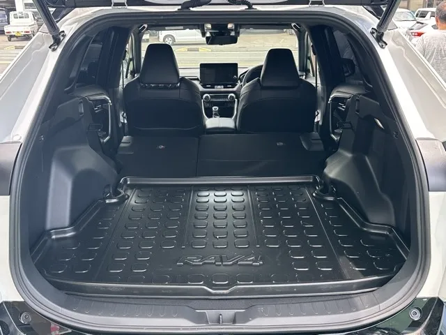 ＲＡＶ４(トヨタ)Z 4WD中古車 8