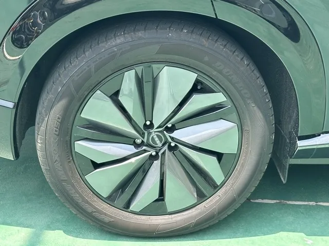 アリア(ニッサン)B9 e-4ORCE中古車 12