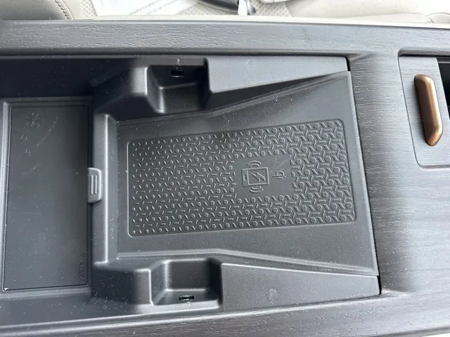 アリア(ニッサン)B9 e-4ORCE中古車 16
