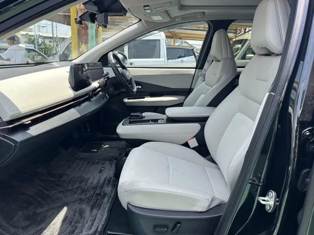 アリア(ニッサン)B9 e-4ORCE中古車 3