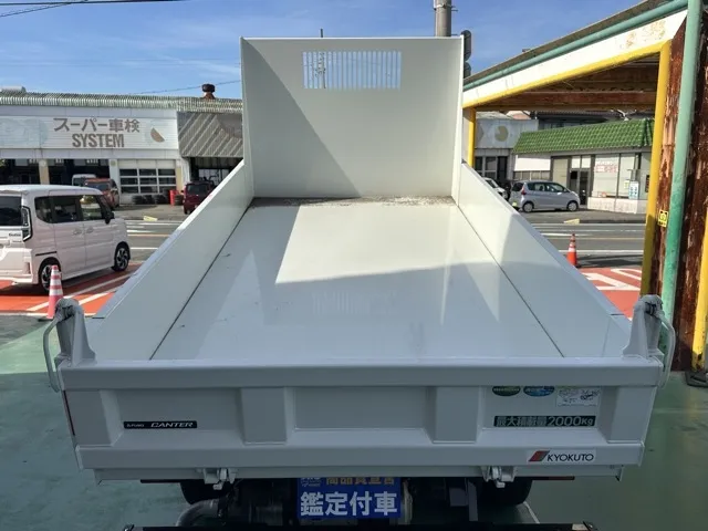 キャンター(三菱)全低床キョウカダンプ ２ｔ登録済未使用車 8