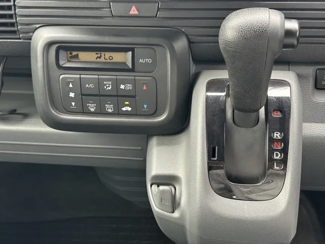 N-VAN(ホンダ)Gタイプ AT中古車 12