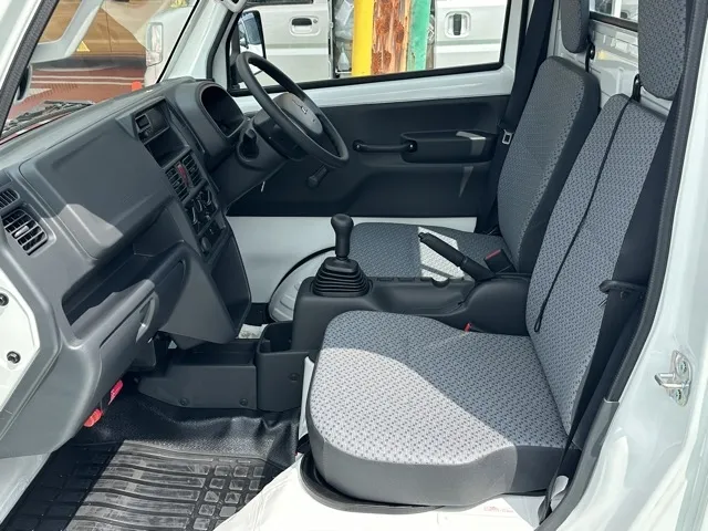 キャリートラック(スズキ)ミニキャブトラック M 5MT届出済未使用車 3