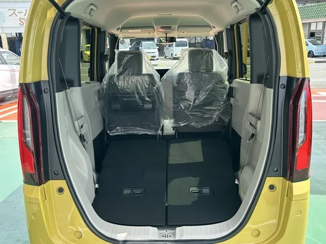 N-BOX(ホンダ)N-BOX ファッションスタイル コンフォートＰ届出済未使用車 11