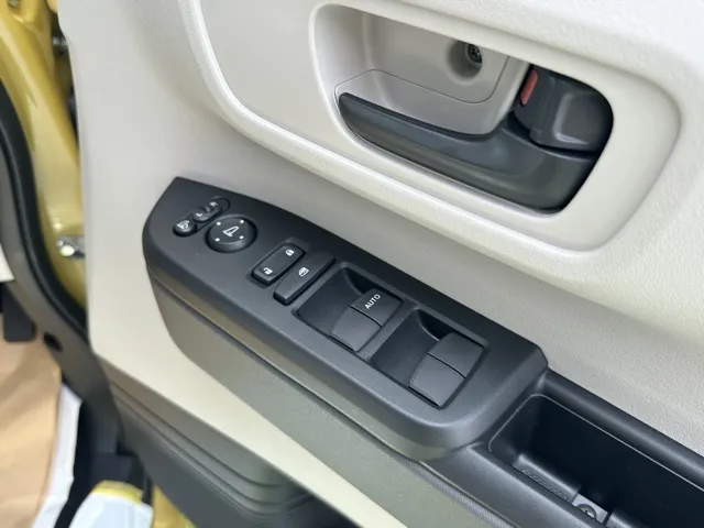 N-BOX(ホンダ)N-BOX ファッションスタイル コンフォートＰ届出済未使用車 14