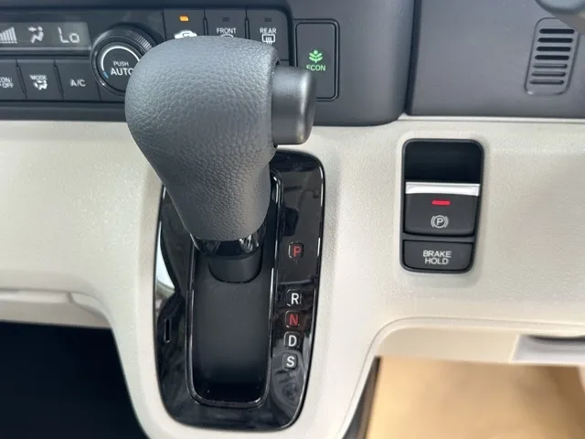 N-BOX(ホンダ)N-BOX ファッションスタイル コンフォートＰ届出済未使用車 18
