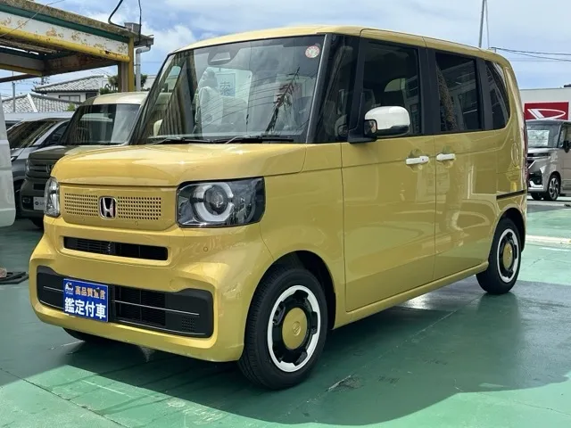 N-BOX(ホンダ)N-BOX ファッションスタイル コンフォートＰ届出済未使用車 1
