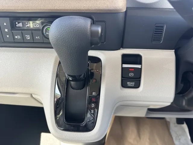 N-BOX(ホンダ)N-BOX ファッションスタイル コンフォートＰ届出済未使用車 20