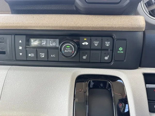 N-BOX(ホンダ)N-BOX ファッションスタイル コンフォートＰ届出済未使用車 21
