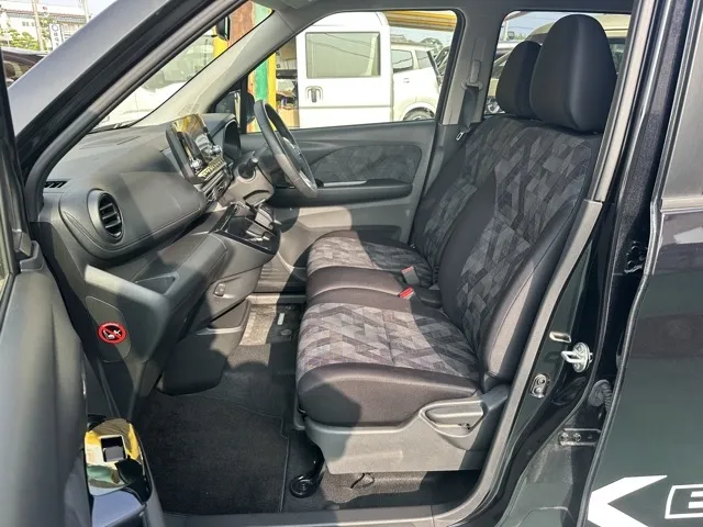 eKクロス(三菱)ＥＶ Ｐ中古車 3