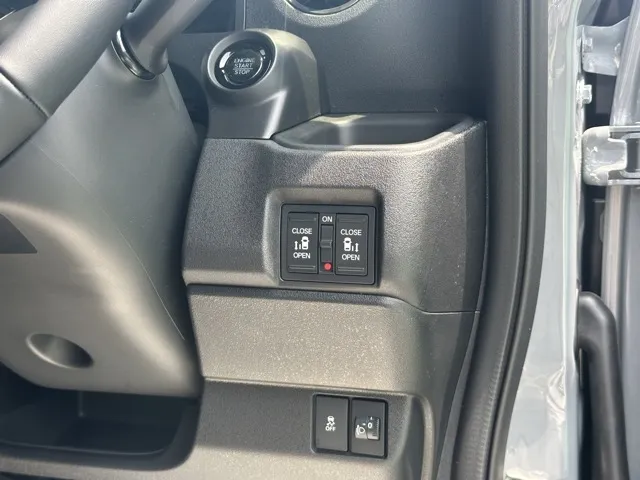N-BOX(ホンダ)N-BOXカスタムターボ コーディネートスタイル届出済未使用車 17