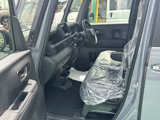 N-BOX(ホンダ)N-BOXカスタムターボ コーディネートスタイル届出済未使用車 3