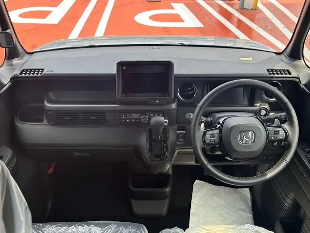N-BOX(ホンダ)N-BOXカスタムターボ コーディネートスタイル届出済未使用車 5