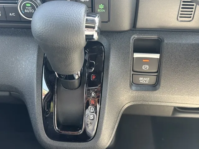 N-BOX(ホンダ)N-BOXカスタムターボ コーディネートスタイル 4WD届出済未使用車 17