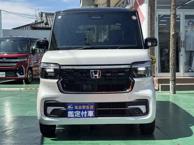 N-BOX(ホンダ)N-BOXカスタムターボ コーディネートスタイル 4WD届出済未使用車 26