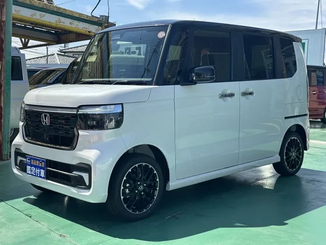 N-BOX(ホンダ)N-BOXカスタムターボ コーディネートスタイル 4WD届出済未使用車 1