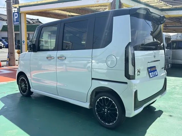 N-BOX(ホンダ)N-BOXカスタムターボ コーディネートスタイル 4WD届出済未使用車 2
