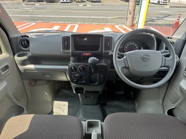 エブリイ(スズキ)NV１００クリッパーDX 4WD CVT中古車 6