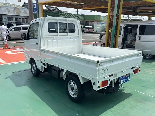クリッパートラック(ニッサン)DX AT 4WD届出済未使用車 2