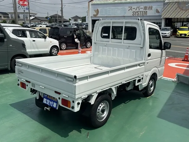 クリッパートラック(ニッサン)DX AT 4WD届出済未使用車 8