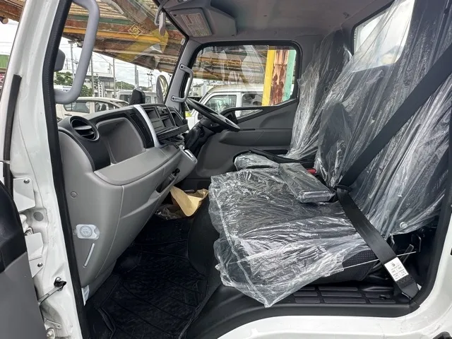 キャンター(三菱)平ボディ 3t AT中古車 3