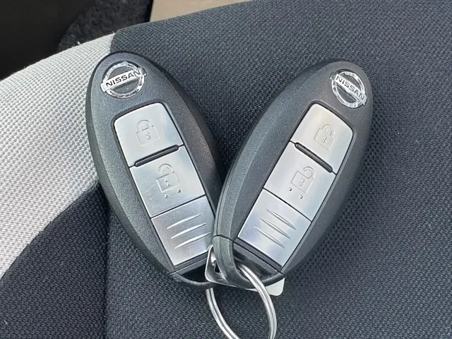 ノート(ニッサン)Ｘ中古車 16