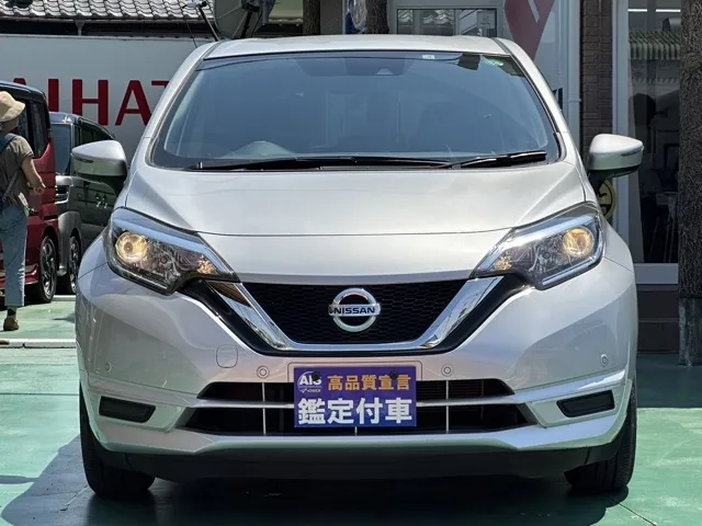 ノート(ニッサン)Ｘ中古車 21
