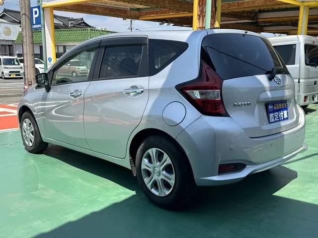 ノート(ニッサン)Ｘ中古車 2