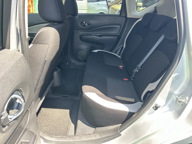 ノート(ニッサン)Ｘ中古車 4
