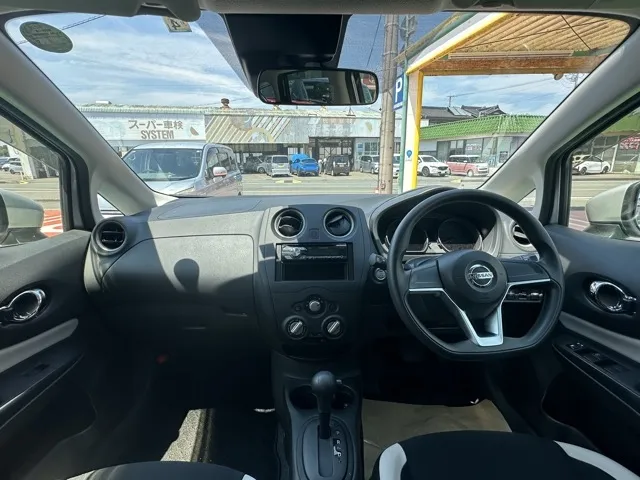 ノート(ニッサン)Ｘ中古車 5