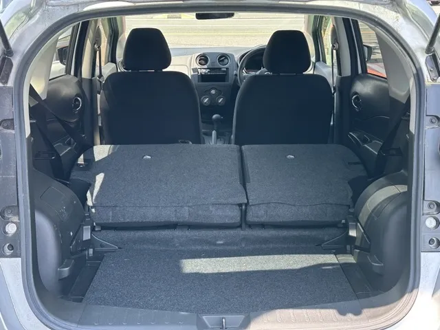ノート(ニッサン)Ｘ中古車 8