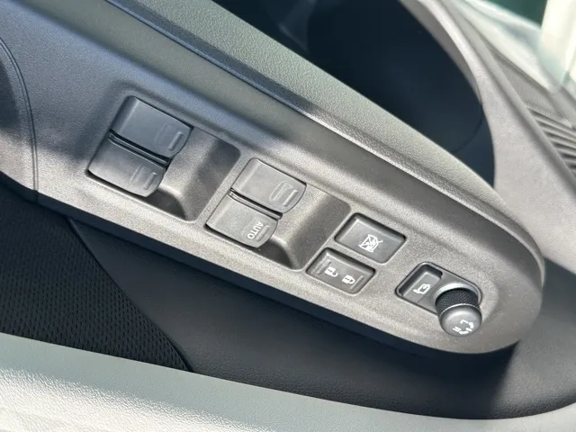 スイフト(スズキ)ハイブリッドMZ 全方位ナビ登録済未使用車 13