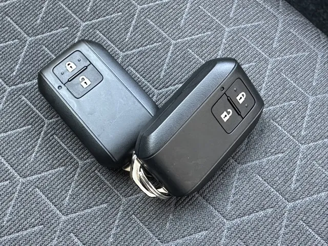 スイフト(スズキ)ハイブリッドMZ 全方位ナビ登録済未使用車 27