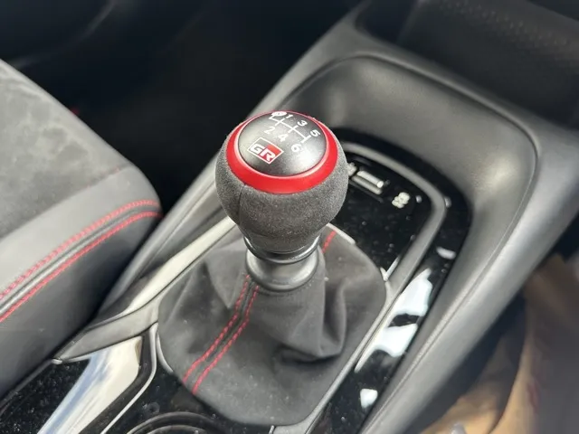 GRカローラ(トヨタ)RZ 4WD 2人乗 モリゾウエディション登録済未使用車 13