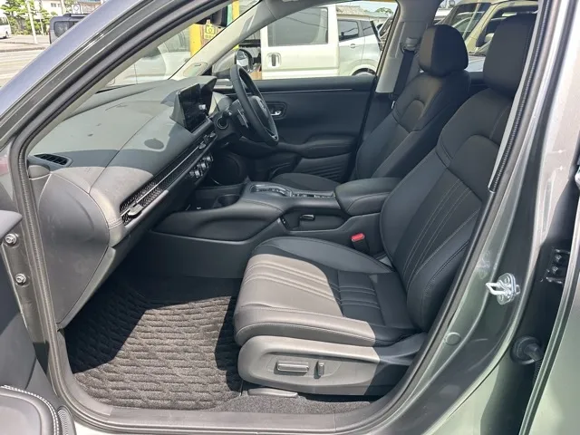 ZR-V(ホンダ)e：HEV Z中古車 3