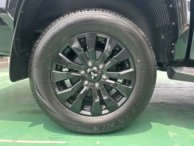 トライトン(三菱)GSR中古車 13