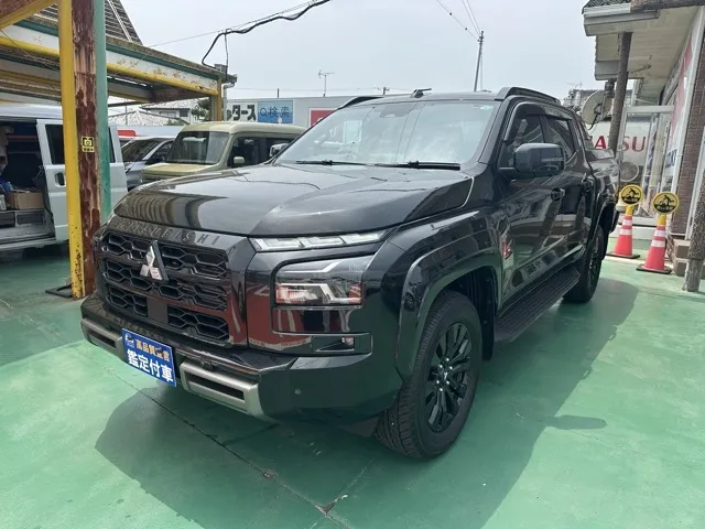 トライトン(三菱)GSR中古車 1