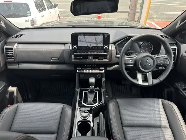 トライトン(三菱)GSR中古車 6