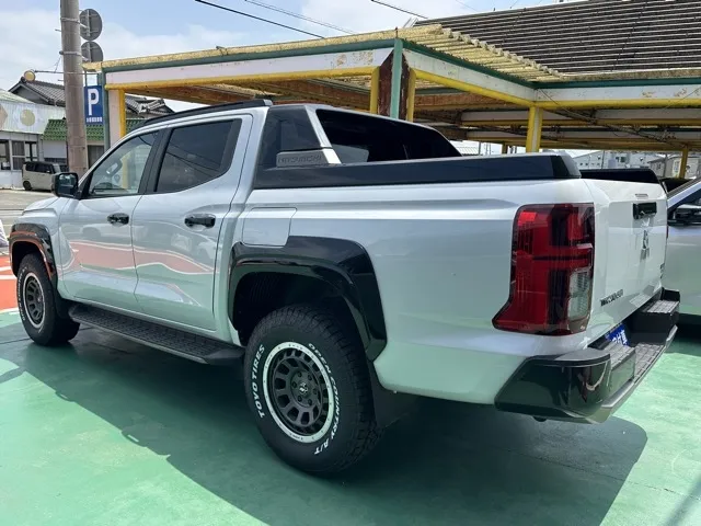 トライトン(三菱)GSR中古車 2