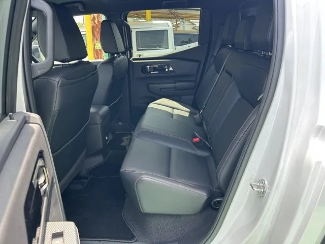 トライトン(三菱)GSR中古車 4