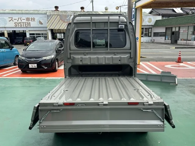 キャリートラック(スズキ)スーパーキャリイXリミテッド 4WD AT届出済未使用車 15