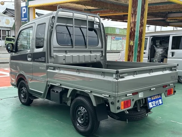 キャリートラック(スズキ)スーパーキャリイXリミテッド 4WD AT届出済未使用車 2