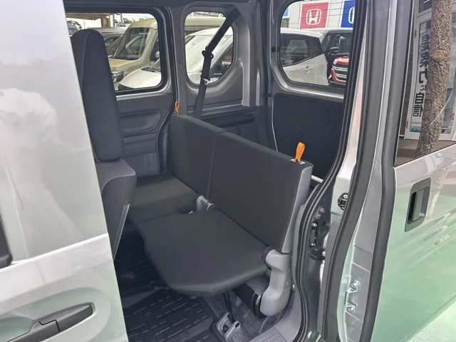 N-VAN(ホンダ)Gタイプ MT ４WDディーラ-試乗車 4