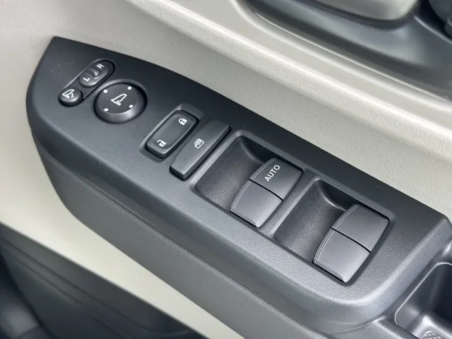 N-BOX(ホンダ)N-BOX届出済未使用車 13