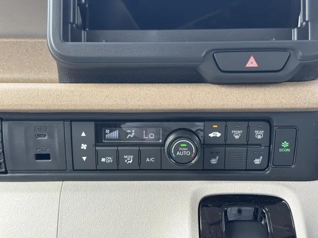 N-BOX(ホンダ)N-BOX届出済未使用車 16