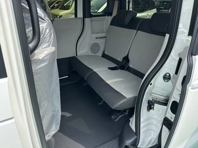 N-BOX(ホンダ)N-BOX届出済未使用車 4