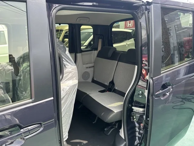N-BOX(ホンダ)N-BOX届出済未使用車 4